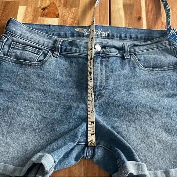 Cuffed Jean Shorts Size 12 Medium Wash - Picture 5 of 7